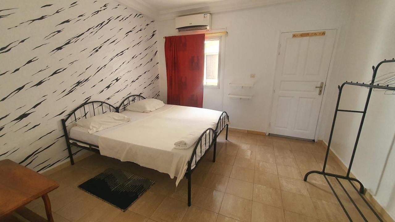 Bricos Appartement Sud Foire Dakar Eksteriør bilde